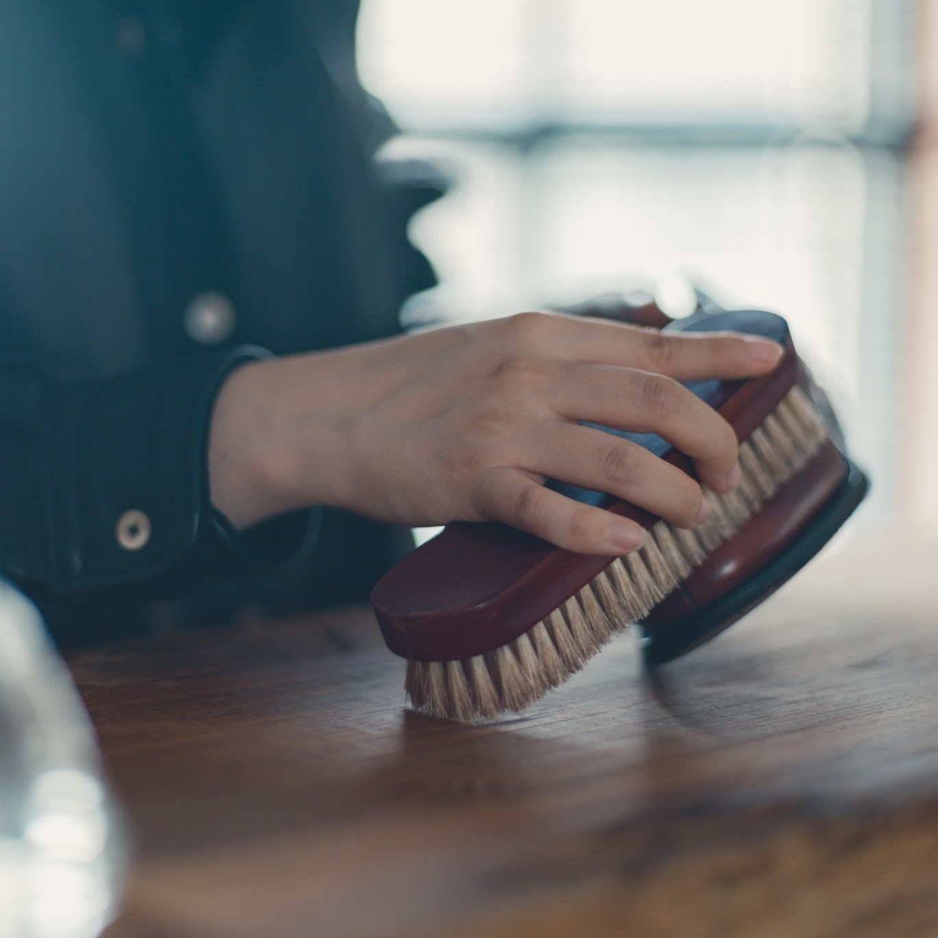 ＜自分で磨きたい方＞革を育てる、お手入れ実践ワークショップ。基本編！