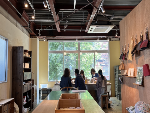 store image