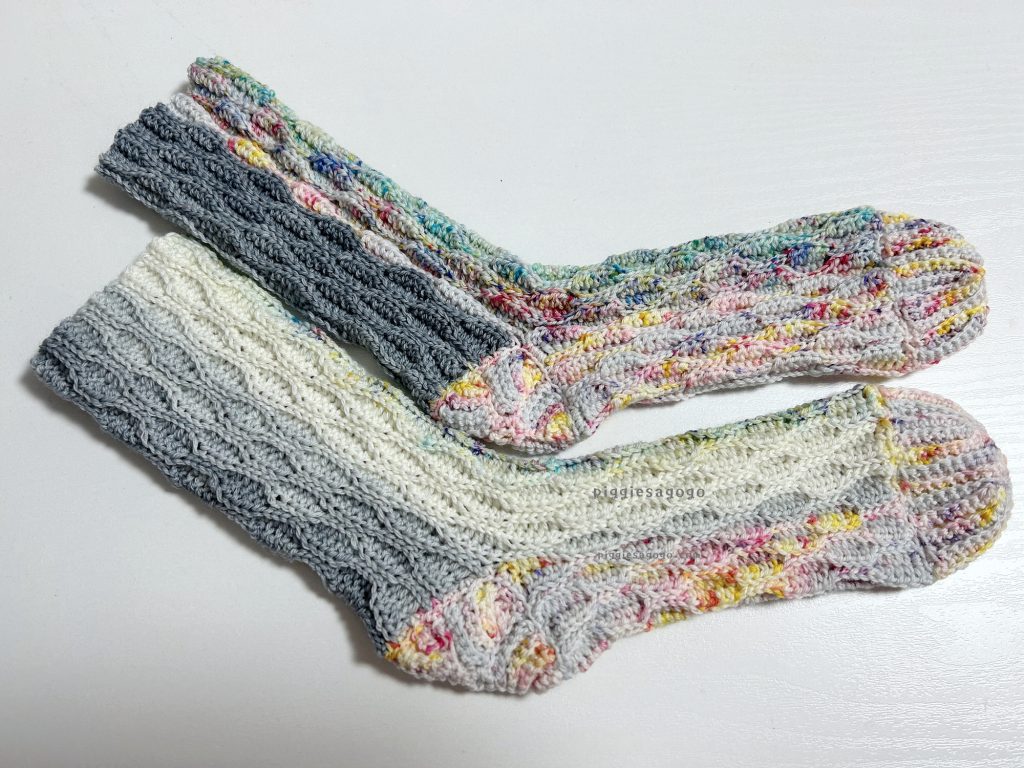 【てならい後記】初めて靴下を自分で編み上げる。季節を楽しむかぎ針編み12月のアイキャッチ画像