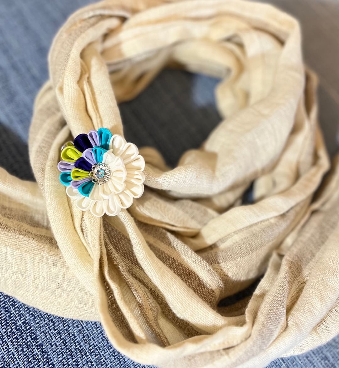 初めての『つまみ細工』。絹の花を咲かせるワークショップ - てならい堂